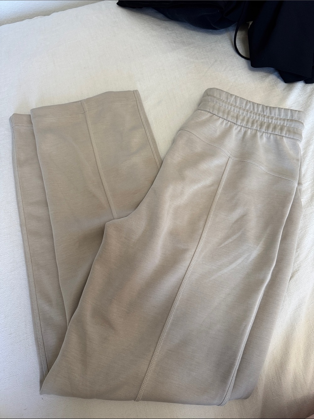 lululemon soft stream sweatpants - Taupe